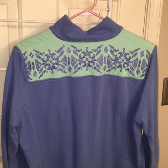 Vineyard Vines Tops - Vineyard Vines embroidered Shep Shirt